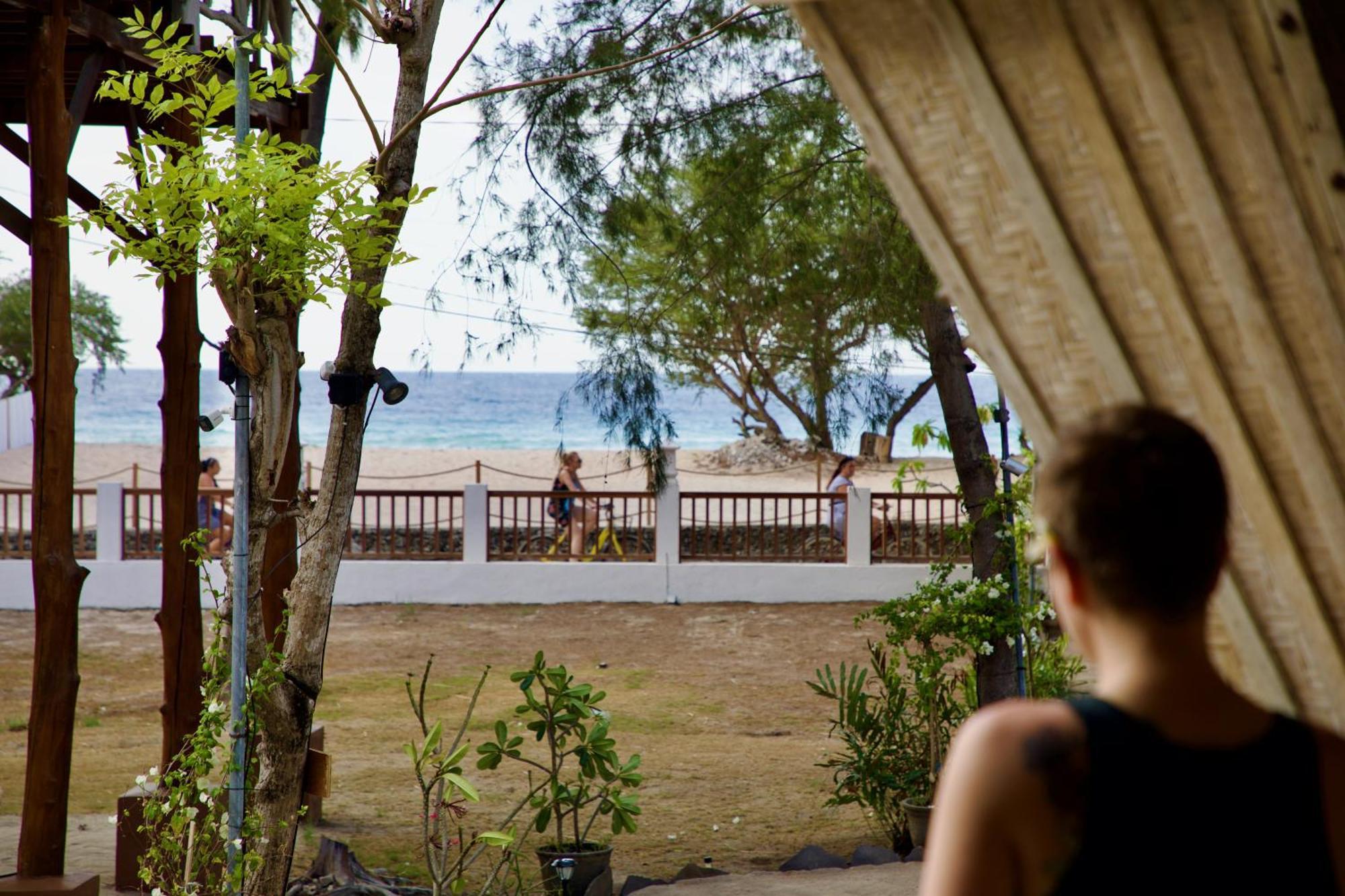 Villa Sunset Beach Gili Trawangan Extérieur photo